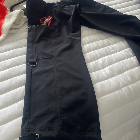 ZENERGY 2 PC BLACK TRAVEL SET - Picture 10 of 12